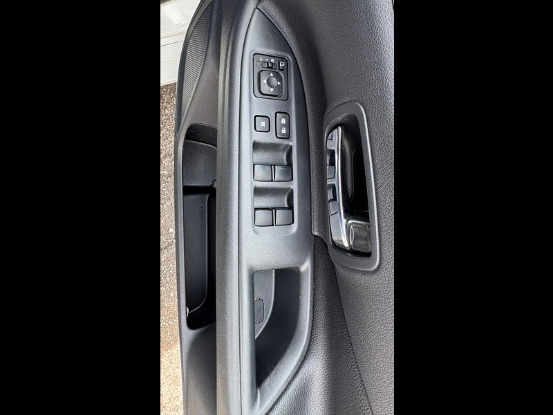 Mitsubishi Outlander 2.0h 12kWh GX3h CVT 4WD Euro 5 (s/s) 5dr 5dr Automatic 2025