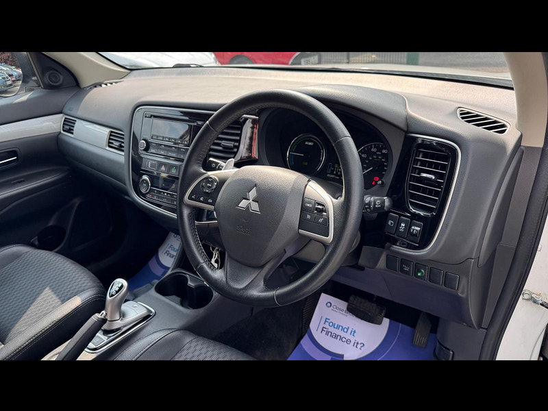 Mitsubishi Outlander 2.0h 12kWh GX3h CVT 4WD Euro 5 (s/s) 5dr 5dr Automatic 2025