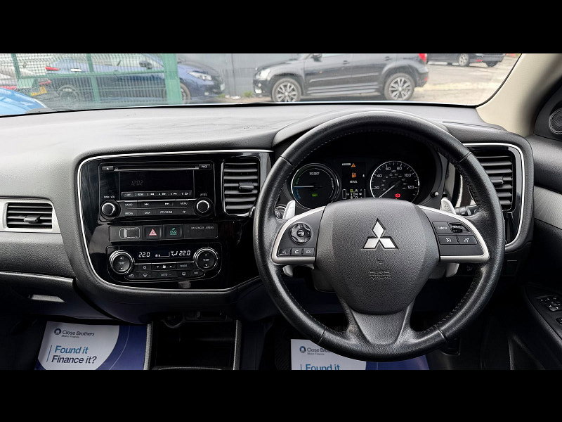 Mitsubishi Outlander 2.0h 12kWh GX3h SUV 5dr Petrol Plug-in Hybrid CVT 4WD Euro 5 (s/s) (200 ps) 5dr Automatic 2026