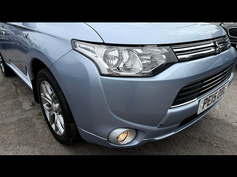 Mitsubishi Outlander 2.0h 12kWh GX3h SUV 5dr Petrol Plug-in Hybrid CVT 4WD Euro 5 (s/s) (200 ps) 5dr Automatic 2026