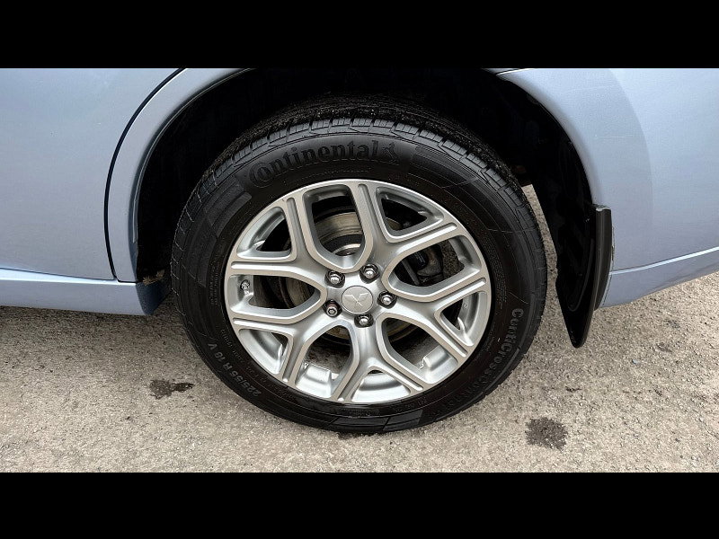 Mitsubishi Outlander 2.0h 12kWh GX3h SUV 5dr Petrol Plug-in Hybrid CVT 4WD Euro 5 (s/s) (200 ps) 5dr Automatic 2026