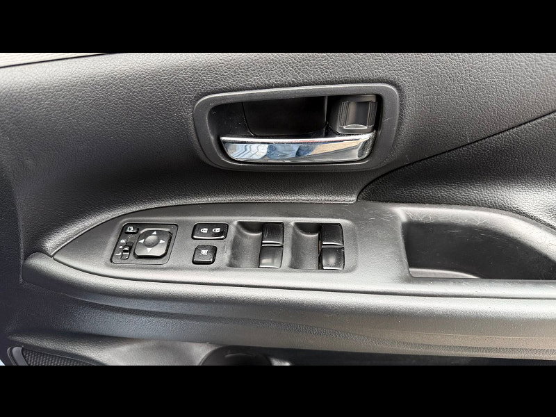 Mitsubishi Outlander 2.0h 12kWh GX3h SUV 5dr Petrol Plug-in Hybrid CVT 4WD Euro 5 (s/s) (200 ps) 5dr Automatic 2026