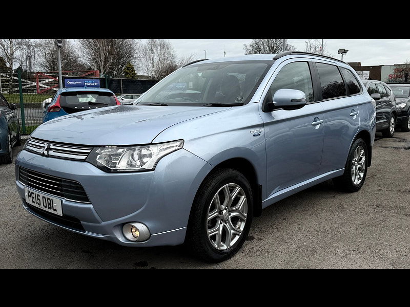 Mitsubishi Outlander 2.0h 12kWh GX3h SUV 5dr Petrol Plug-in Hybrid CVT 4WD Euro 5 (s/s) (200 ps) 5dr Automatic 2026