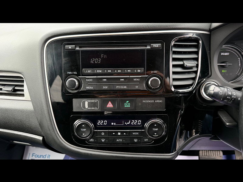 Mitsubishi Outlander 2.0h 12kWh GX3h SUV 5dr Petrol Plug-in Hybrid CVT 4WD Euro 5 (s/s) (200 ps) 5dr Automatic 2026