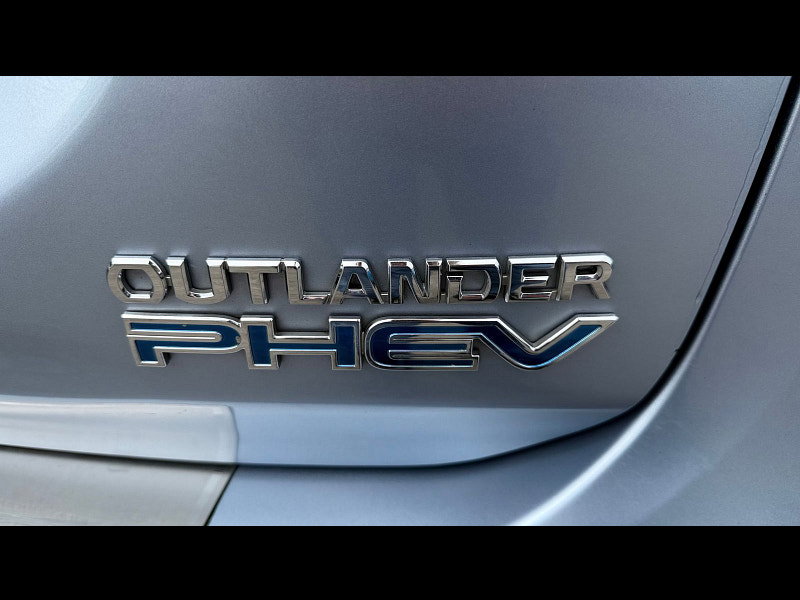 Mitsubishi Outlander 2.0h 12kWh GX3h SUV 5dr Petrol Plug-in Hybrid CVT 4WD Euro 5 (s/s) (200 ps) 5dr Automatic 2026