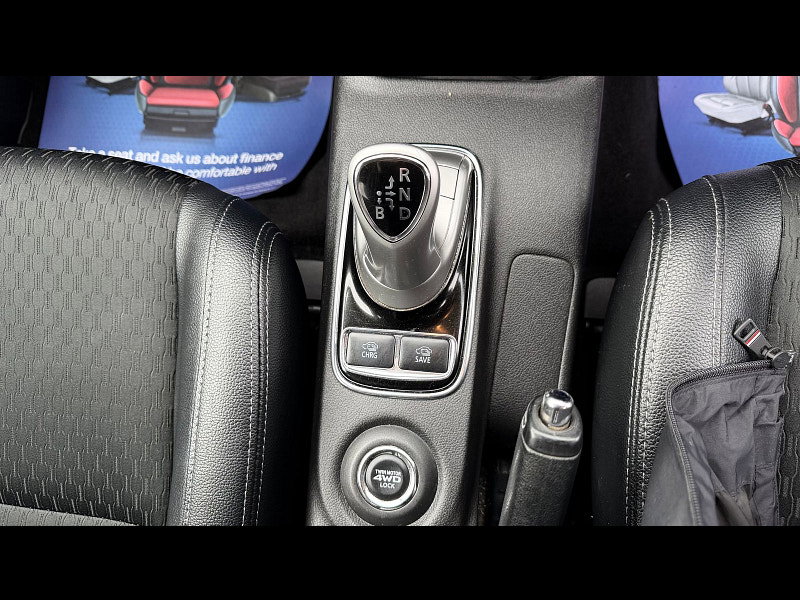 Mitsubishi Outlander 2.0h 12kWh GX3h SUV 5dr Petrol Plug-in Hybrid CVT 4WD Euro 5 (s/s) (200 ps) 5dr Automatic 2026