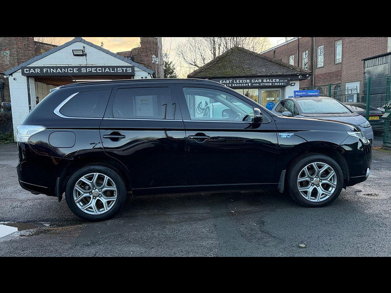 Mitsubishi Outlander 2.0h 12kWh GX4h CVT 4WD Euro 5 (s/s) 5dr 5dr Automatic 2025