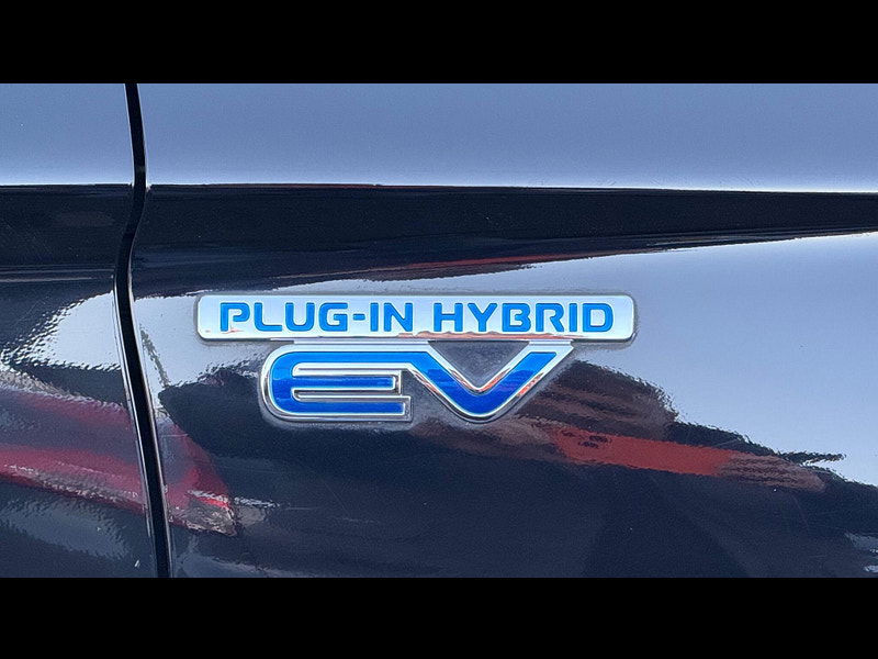 Mitsubishi Outlander 2.0h 12kWh GX4h CVT 4WD Euro 5 (s/s) 5dr 5dr Automatic 2025