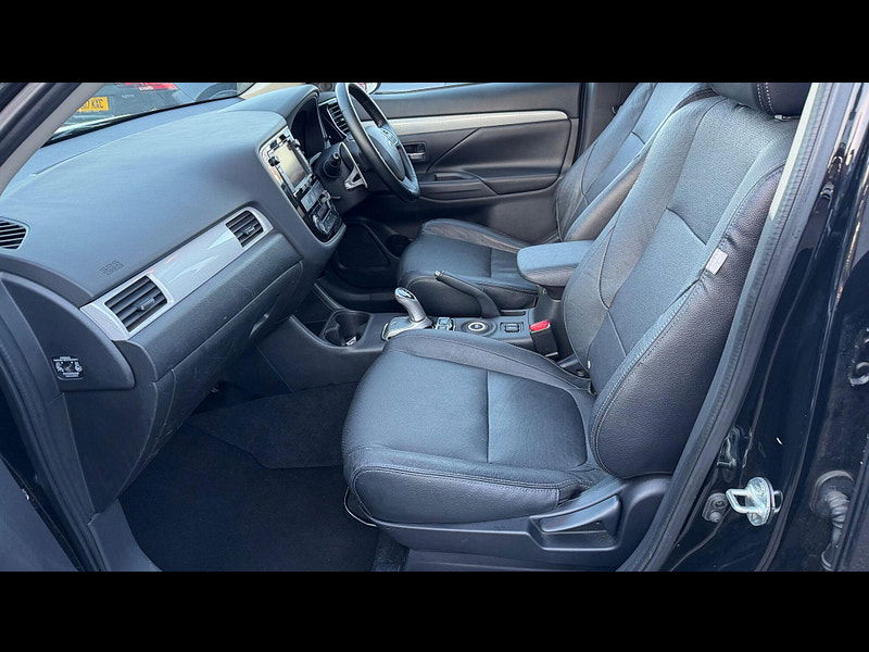 Mitsubishi Outlander 2.0h 12kWh GX4h CVT 4WD Euro 5 (s/s) 5dr 5dr Automatic 2025