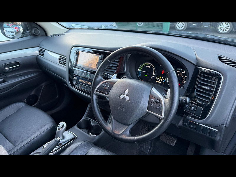 Mitsubishi Outlander 2.0h 12kWh GX4h CVT 4WD Euro 5 (s/s) 5dr 5dr Automatic 2025