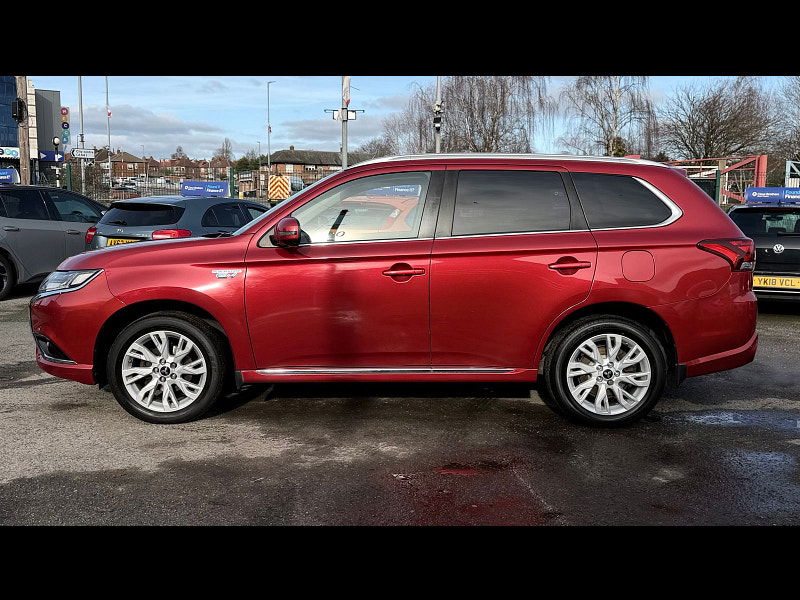 Mitsubishi Outlander 2.0h 12kWh GX4h SUV 5dr Petrol Plug-in Hybrid CVT 4WD Euro 6 (s/s) (200 ps) 5dr Automatic 2026