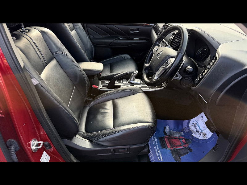 Mitsubishi Outlander 2.0h 12kWh GX4h SUV 5dr Petrol Plug-in Hybrid CVT 4WD Euro 6 (s/s) (200 ps) 5dr Automatic 2026