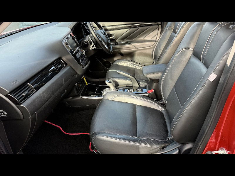 Mitsubishi Outlander 2.0h 12kWh GX4h SUV 5dr Petrol Plug-in Hybrid CVT 4WD Euro 6 (s/s) (200 ps) 5dr Automatic 2026