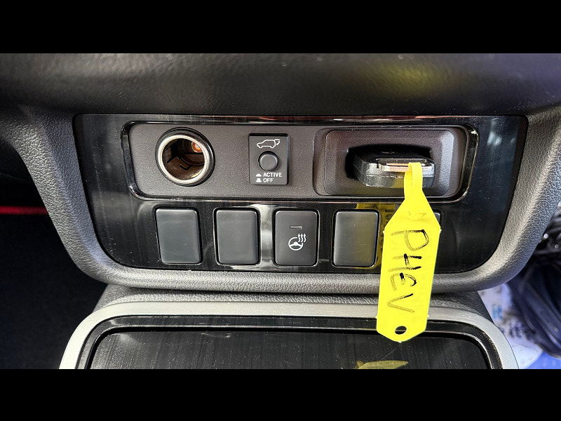 Mitsubishi Outlander 2.0h 12kWh GX4h SUV 5dr Petrol Plug-in Hybrid CVT 4WD Euro 6 (s/s) (200 ps) 5dr Automatic 2026