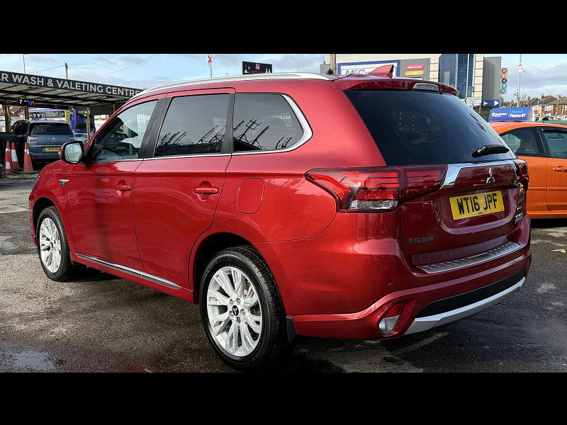 Mitsubishi Outlander 2.0h 12kWh GX4h SUV 5dr Petrol Plug-in Hybrid CVT 4WD Euro 6 (s/s) (200 ps) 5dr Automatic 2026