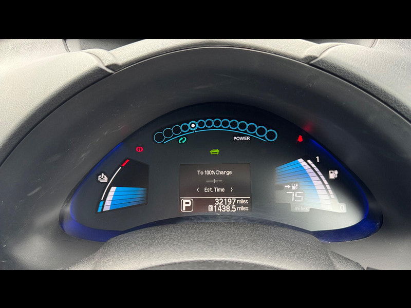 Nissan Leaf 24kWh Tekna Auto 5dr 5dr Automatic 2025