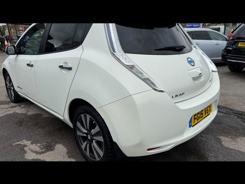 Nissan Leaf 24kWh Tekna Auto 5dr 5dr Automatic 2025