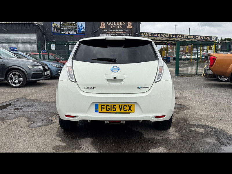 Nissan Leaf 24kWh Tekna Auto 5dr 5dr Automatic 2025