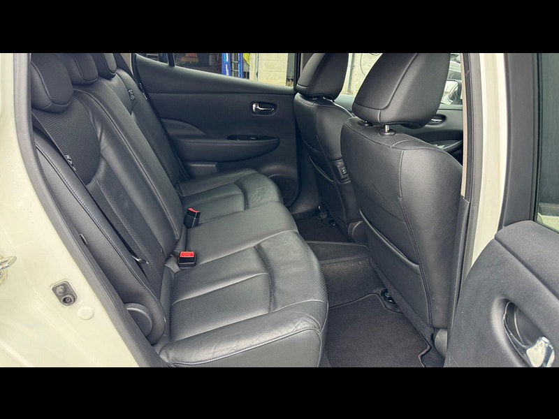 Nissan Leaf 24kWh Tekna Auto 5dr 5dr Automatic 2025