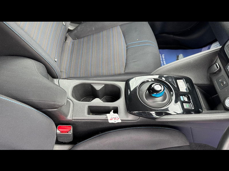 Nissan Leaf 40kWh Acenta Auto 5dr 5dr Automatic 2025
