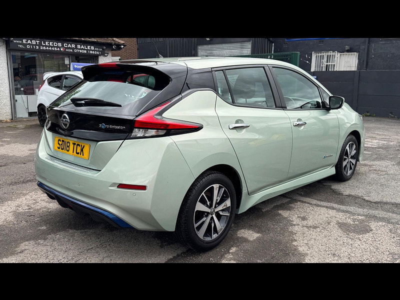 Nissan Leaf 40kWh Acenta Auto 5dr 5dr Automatic 2025