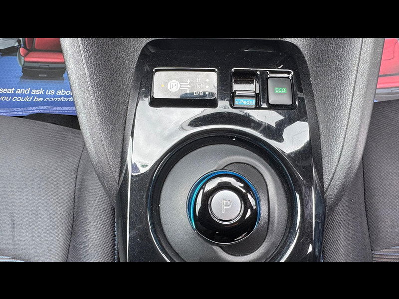Nissan Leaf 40kWh Acenta Auto 5dr 5dr Automatic 2025