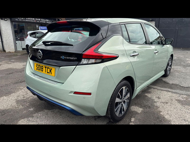 Nissan Leaf 40kWh Acenta Auto 5dr 5dr Automatic 2025