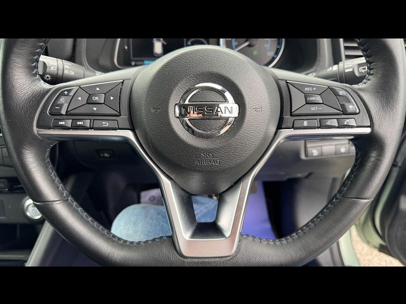 Nissan Leaf 40kWh Acenta Auto 5dr 5dr Automatic 2025
