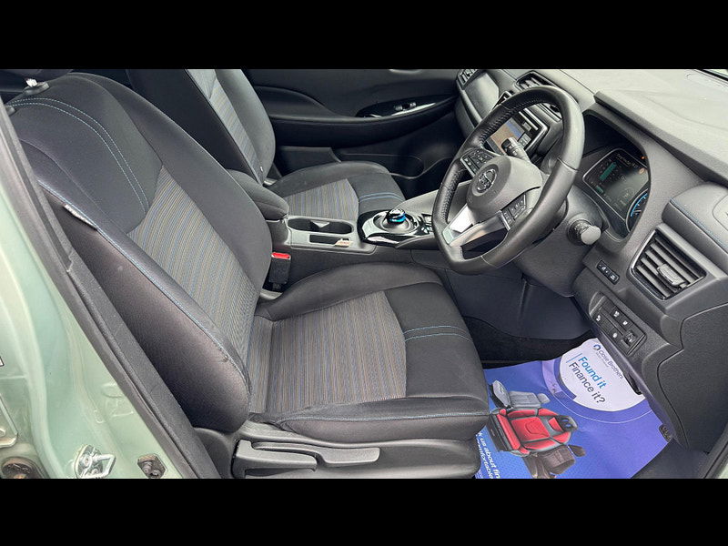 Nissan Leaf 40kWh Acenta Auto 5dr 5dr Automatic 2025
