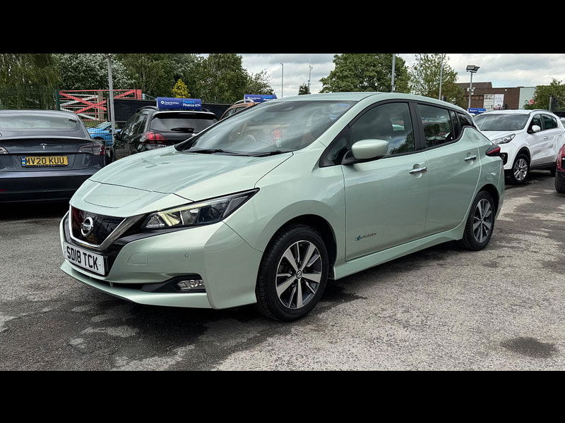 Nissan Leaf 40kWh Acenta Auto 5dr 5dr Automatic 2025