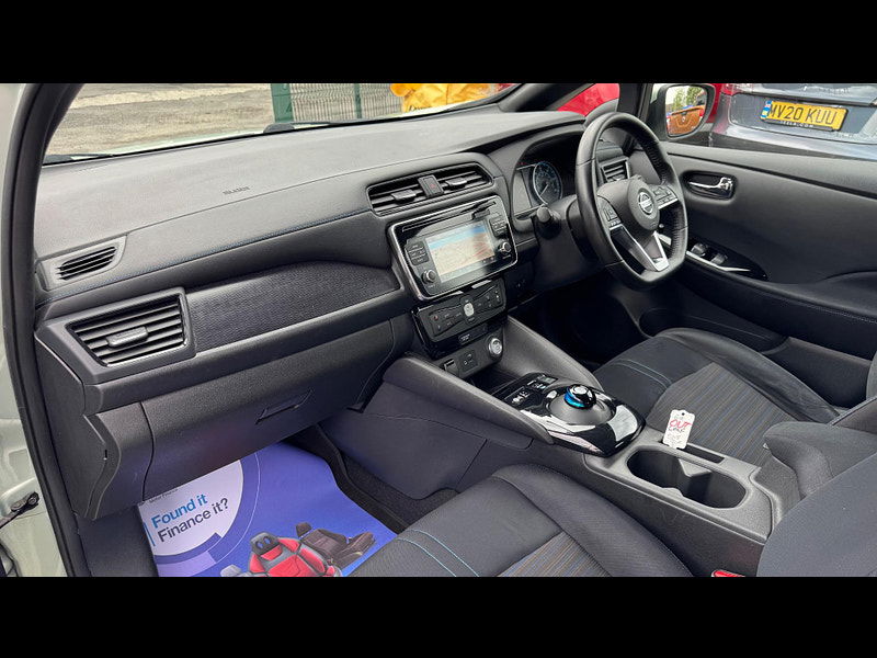 Nissan Leaf 40kWh Acenta Auto 5dr 5dr Automatic 2025