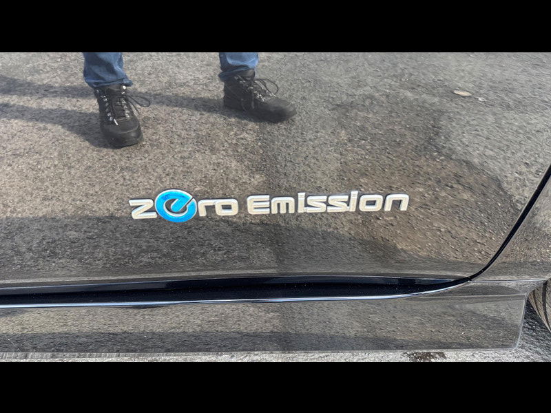 Nissan Leaf 40kWh N-Connecta Auto 5dr 5dr Automatic 2025