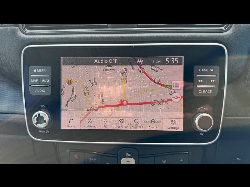 Nissan Leaf 40kWh N-Connecta Auto 5dr 5dr Automatic 2025