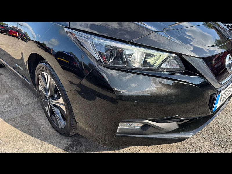 Nissan Leaf 40kWh N-Connecta Auto 5dr 5dr Automatic 2025