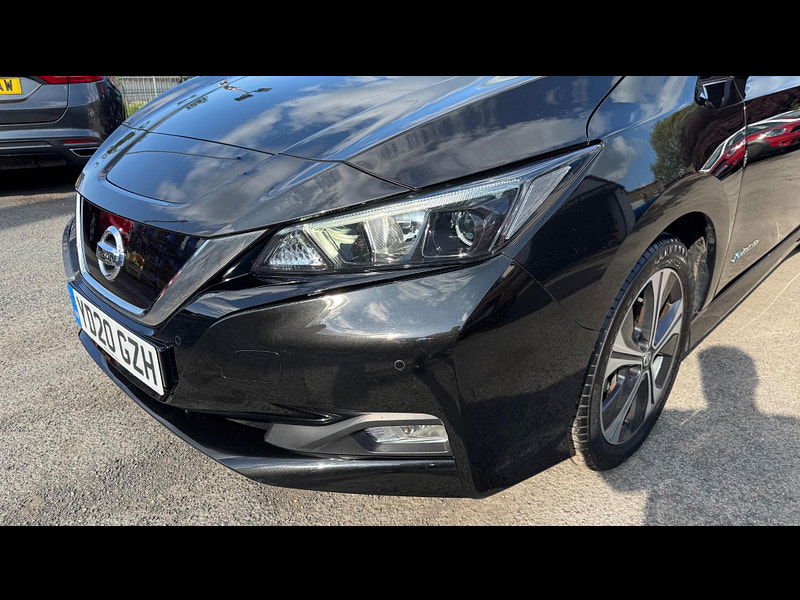 Nissan Leaf 40kWh N-Connecta Auto 5dr 5dr Automatic 2025