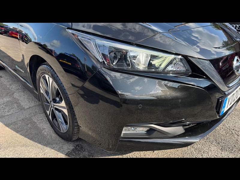 Nissan Leaf 40kWh N-Connecta Auto 5dr 5dr Automatic 2025