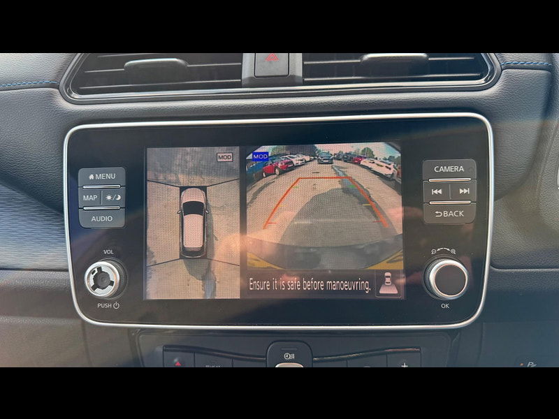 Nissan Leaf 40kWh N-Connecta Auto 5dr 5dr Automatic 2025