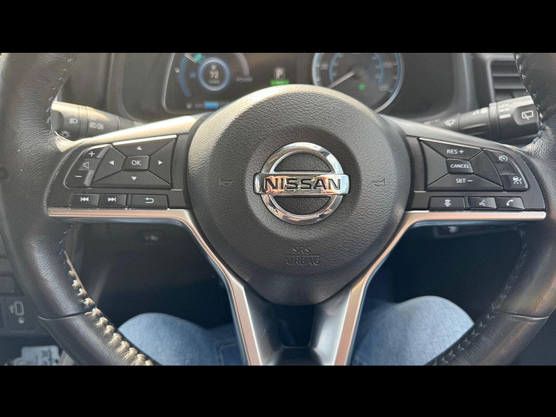 Nissan Leaf 40kWh N-Connecta Auto 5dr 5dr Automatic 2025