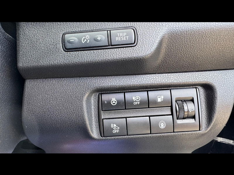 Nissan Leaf 40kWh N-Connecta Auto 5dr 5dr Automatic 2025