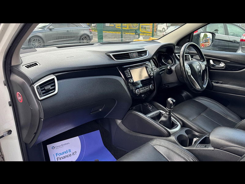 Nissan Qashqai 1.6 DIG-T Tekna 2WD Euro 6 (s/s) 5dr 5dr Manual 2025