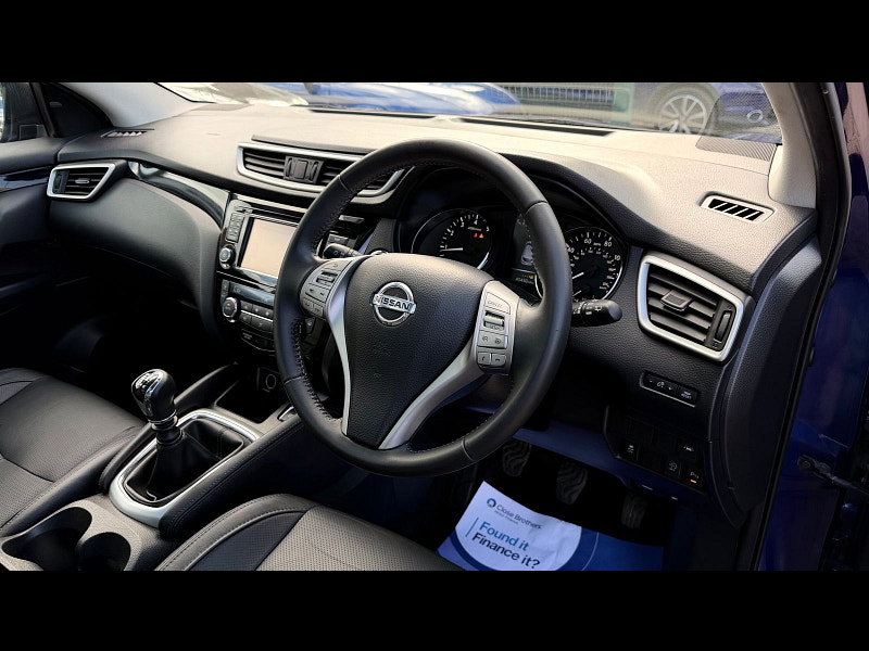 Nissan Qashqai 1.6 DIG-T Tekna SUV 5dr Petrol Manual 2WD Euro 6 (s/s) (163 ps) 5dr Manual 2026