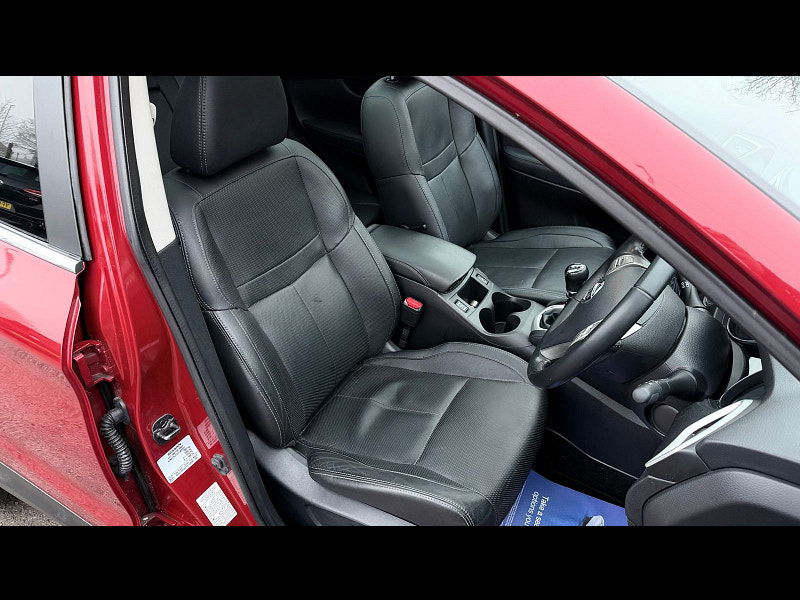 Nissan Qashqai 1.6 DIG-T Tekna SUV 5dr Petrol Manual 2WD Euro 6 (s/s) (163 ps) 5dr Manual 2026