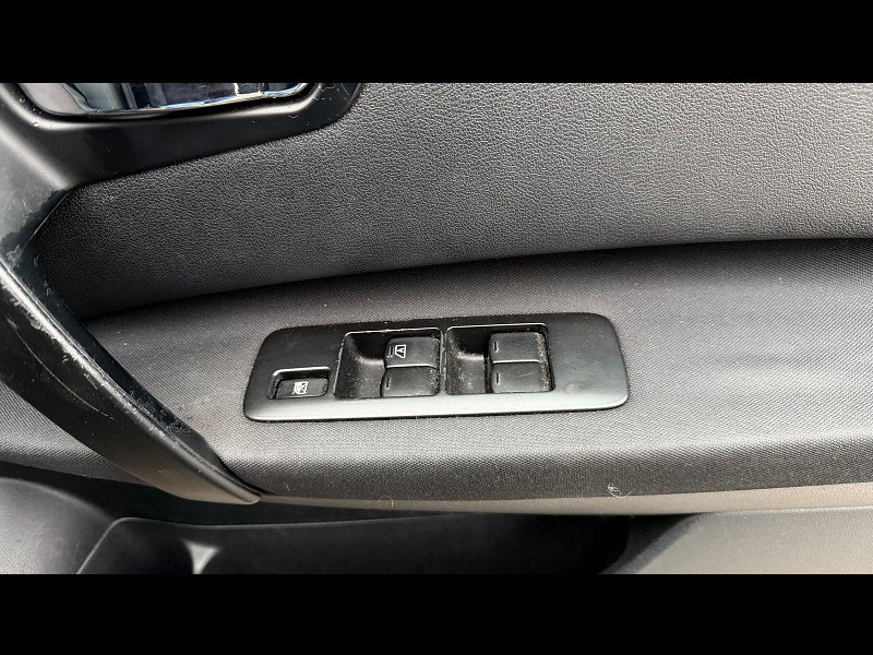 Nissan Qashqai 1.6 Visia SUV 5dr Petrol Manual 2WD Euro 5 (s/s) (117 ps) 5dr Manual 2026