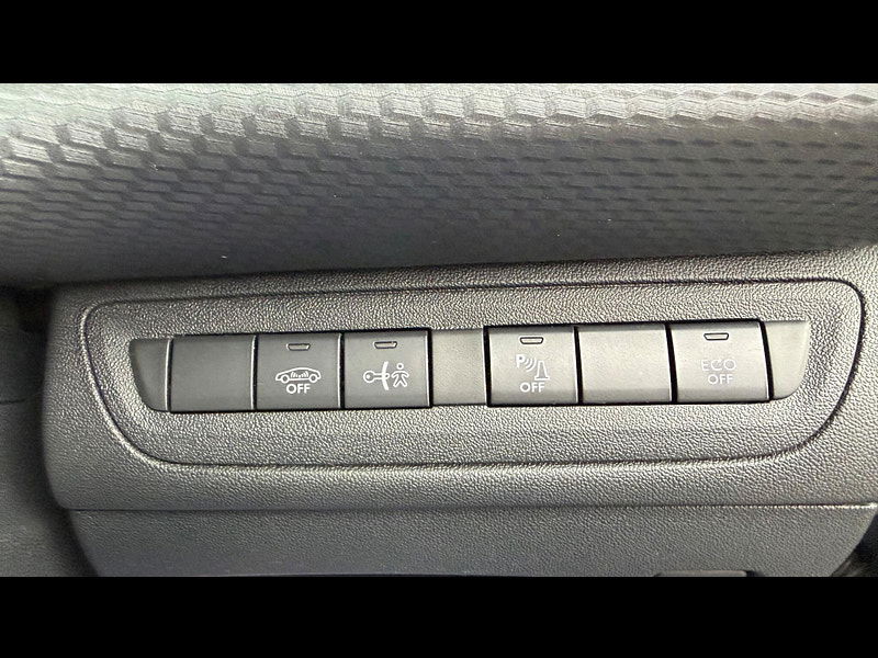 Peugeot 2008 1.2 PureTech Allure Premium Euro 6 (s/s) 5dr 5dr Manual 2025