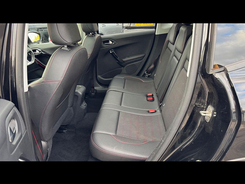 Peugeot 2008 1.2 PureTech GT Line Euro 6 (s/s) 5dr 5dr Manual 2025