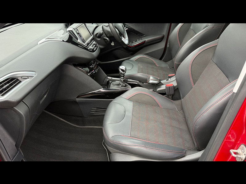 Peugeot 2008 1.2 PureTech GT Line SUV 5dr Petrol Manual Euro 6 (s/s) (130 ps) 5dr Manual 2026