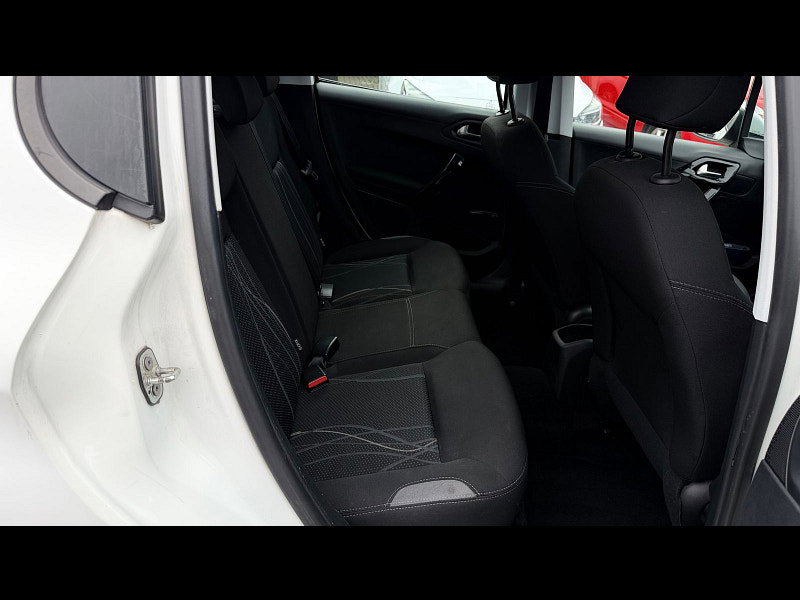 Peugeot 208 1.2 VTi PureTech Active Hatchback 5dr Petrol Manual Euro 6 (82 ps) 5dr Manual 2026