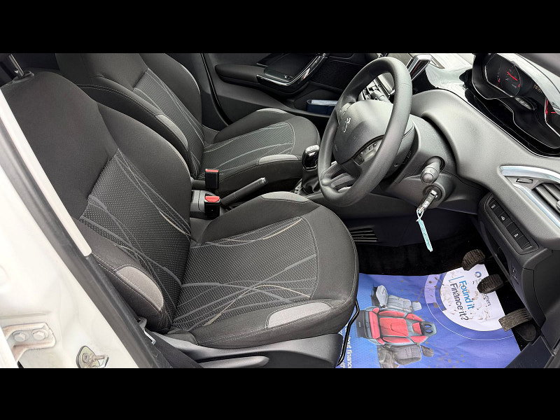 Peugeot 208 1.2 VTi PureTech Active Hatchback 5dr Petrol Manual Euro 6 (82 ps) 5dr Manual 2026