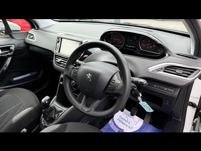 Peugeot 208 1.2 VTi PureTech Active Hatchback 5dr Petrol Manual Euro 6 (82 ps) 5dr Manual 2026