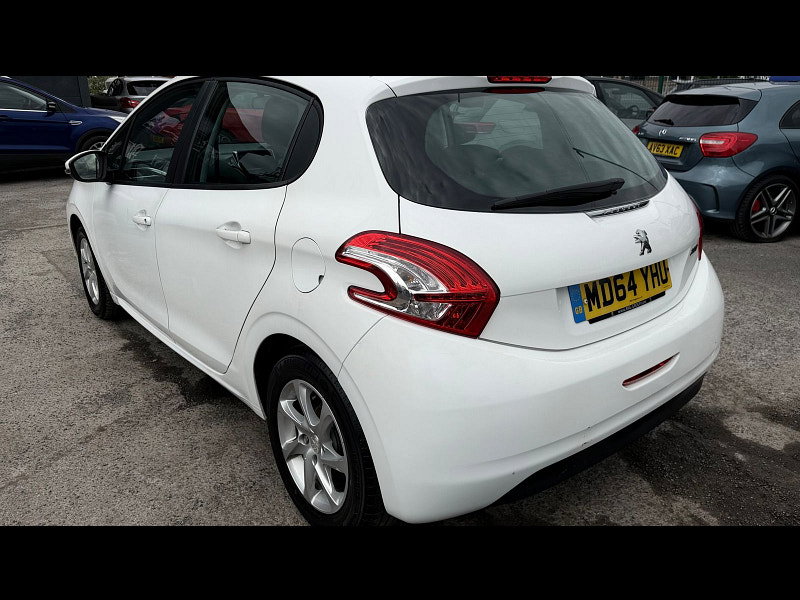 Peugeot 208 1.2 VTi PureTech Active Hatchback 5dr Petrol Manual Euro 6 (82 ps) 5dr Manual 2026